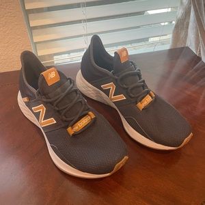 New Balance 9.5 Mens.  just like new